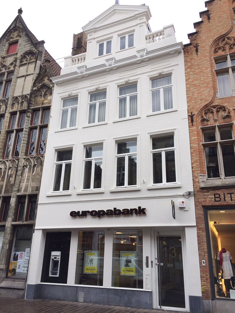 Schilderwerken gevel Europabank